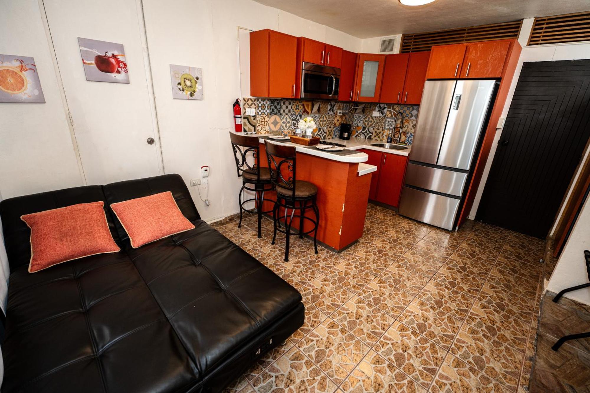 Cozy Studio Retreat With Private Parking And Free Laundry ポンセ エクステリア 写真